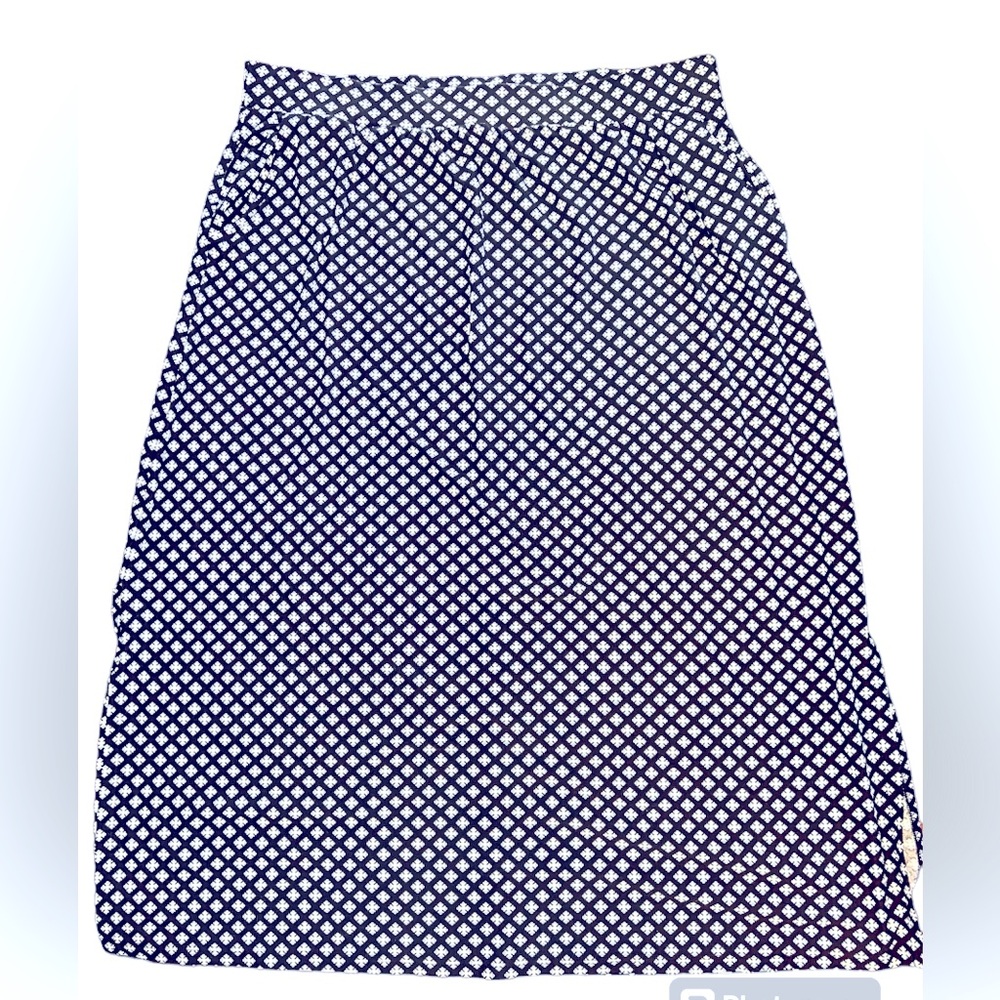 Terra & Sky buttery soft skirt w/side pockets, side hem slits, size 16-18 / 1X